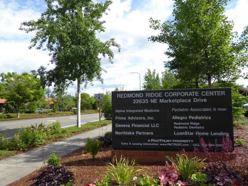 Redmond Ridge corporate center sign for business addresses